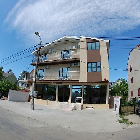 Razvan Holiday Costinesti Bagian luar foto