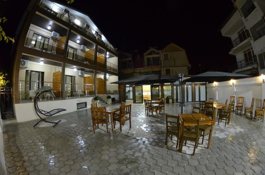Razvan Holiday Costinesti Bagian luar foto