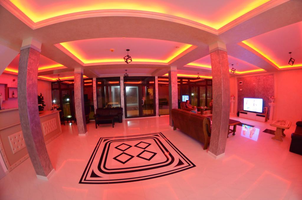 Razvan Holiday Costinesti Bagian luar foto