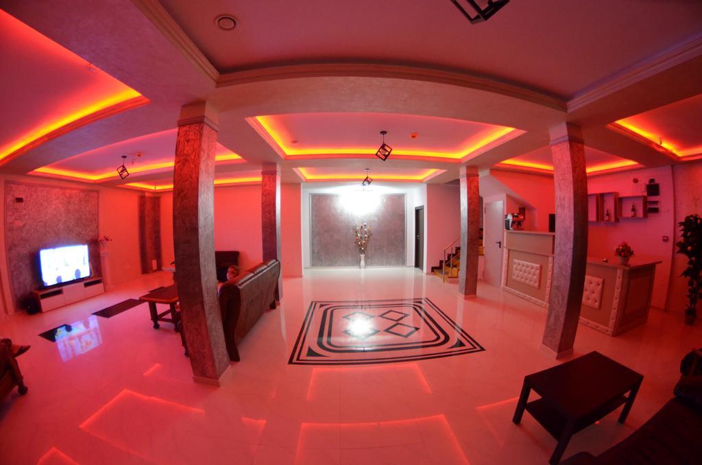 Razvan Holiday Costinesti Bagian luar foto