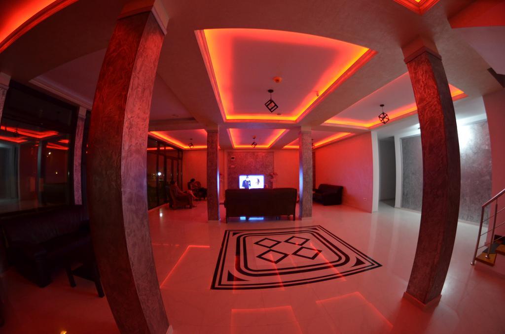 Razvan Holiday Costinesti Bagian luar foto