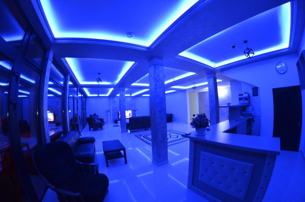 Razvan Holiday Costinesti Bagian luar foto